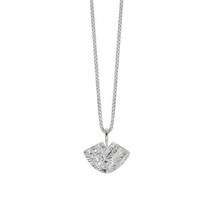 You added <b><u>LT04  Rounded Gable Pendant on Rounded Box Chain</u></b> to your cart.