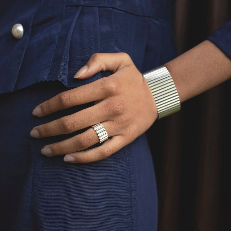 Statement Onduléé Bangle