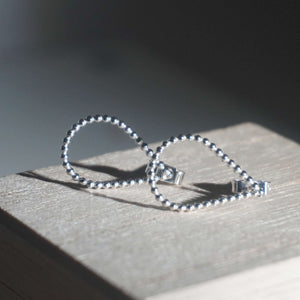 You added <b><u>Dotty Teardrop Studs</u></b> to your cart.
