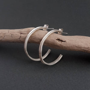 You added <b><u>Mara Hoop Earrings</u></b> to your cart.