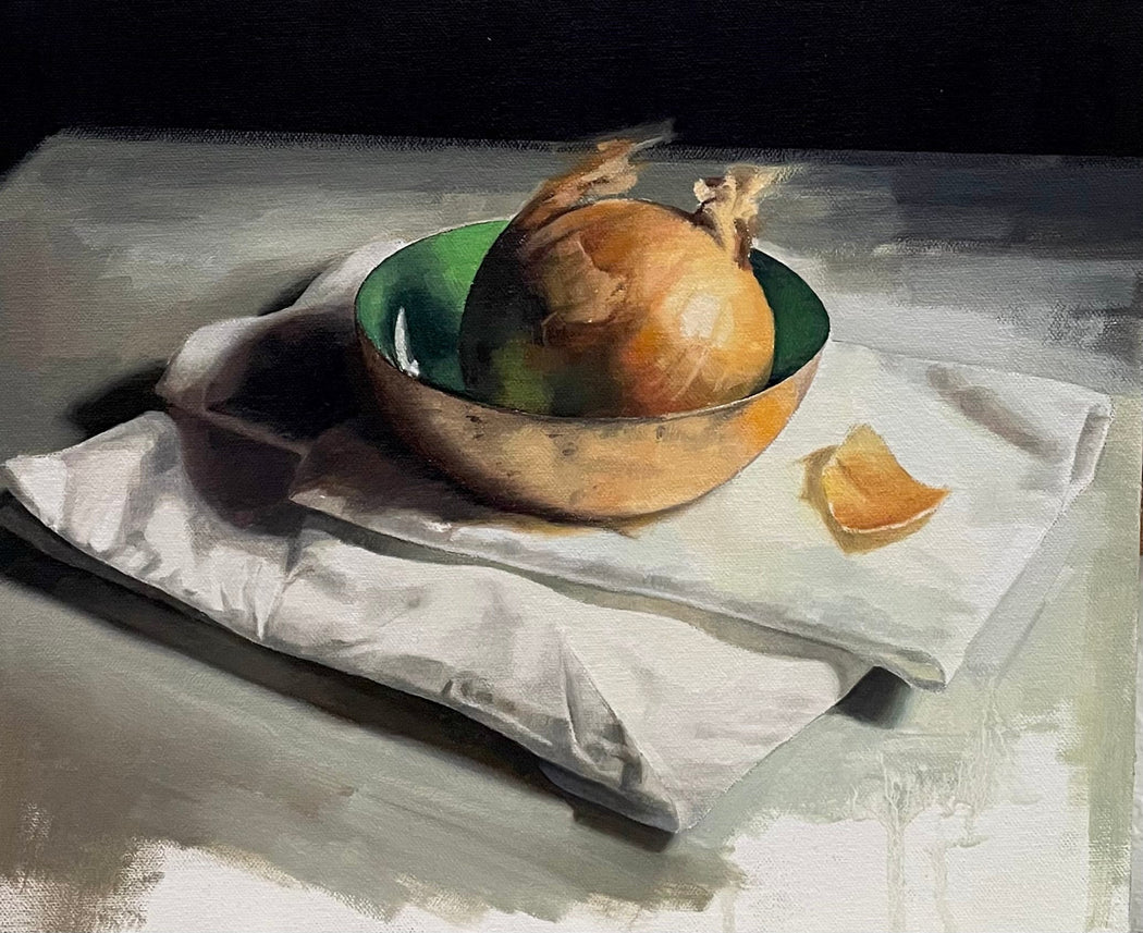 Onions with Enamel Metal Bowl