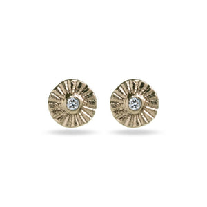 You added <b><u>Teeny Tiny Studs - Diamond</u></b> to your cart.