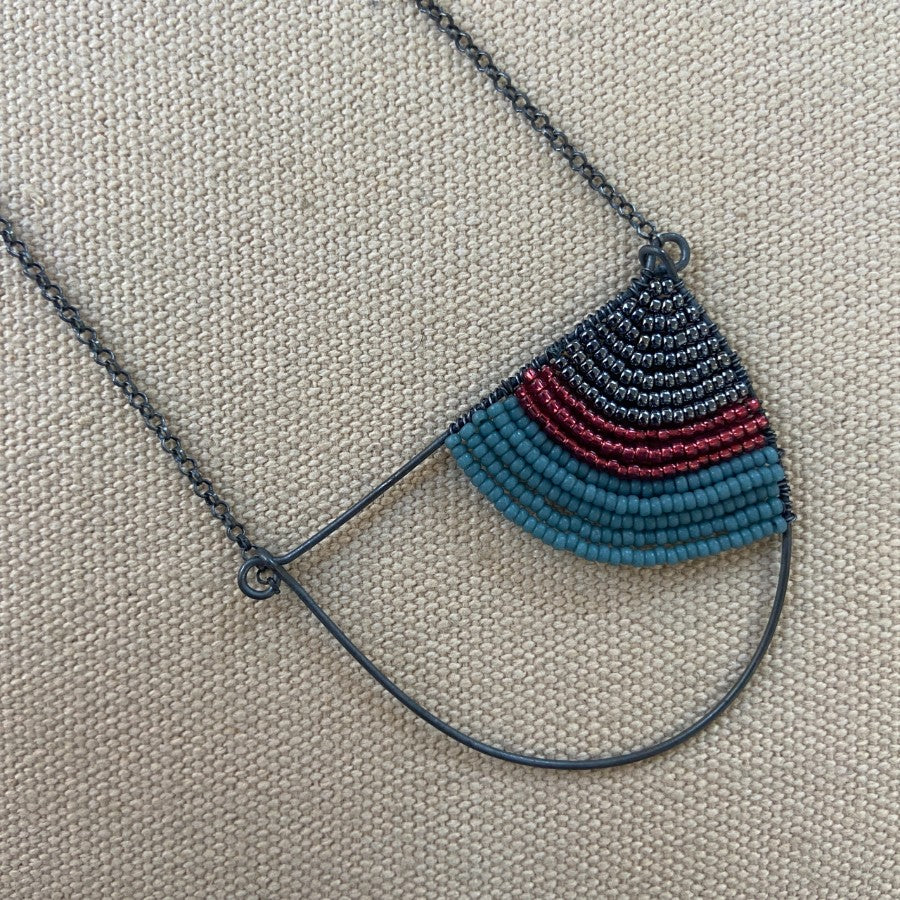 Curve Necklace - Blue Red
