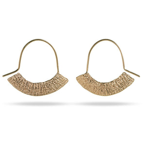 You added <b><u>Stamped Crescent Hooks - Gold</u></b> to your cart.