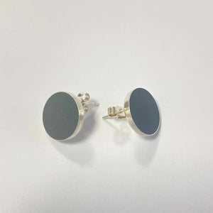 You added <b><u>Medium Grey Studs</u></b> to your cart.